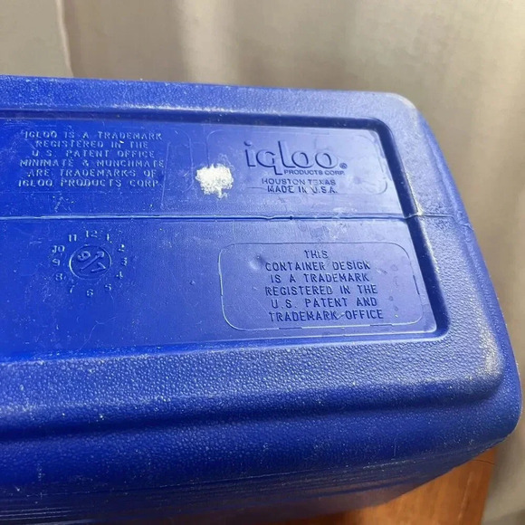 Vintage Mini Mate Cooler Lunch Box by Igloo Made‎ in USA Blue White Purple - Picture 3 of 11